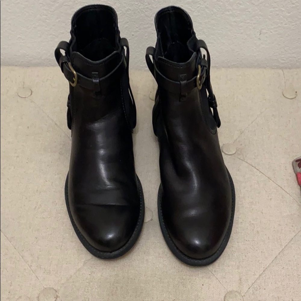 Ecco short leather boots.